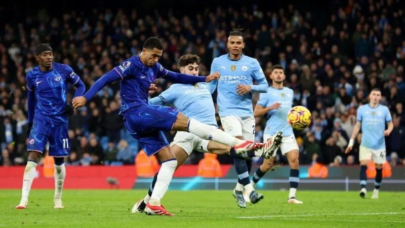 Man City đấu với Chelsea 02